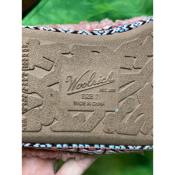 Woolrich Pink Puff Fleece Slippers Shoes Memory Foam Women’s Size 7 Warm Comfy - Picture 10 of 11